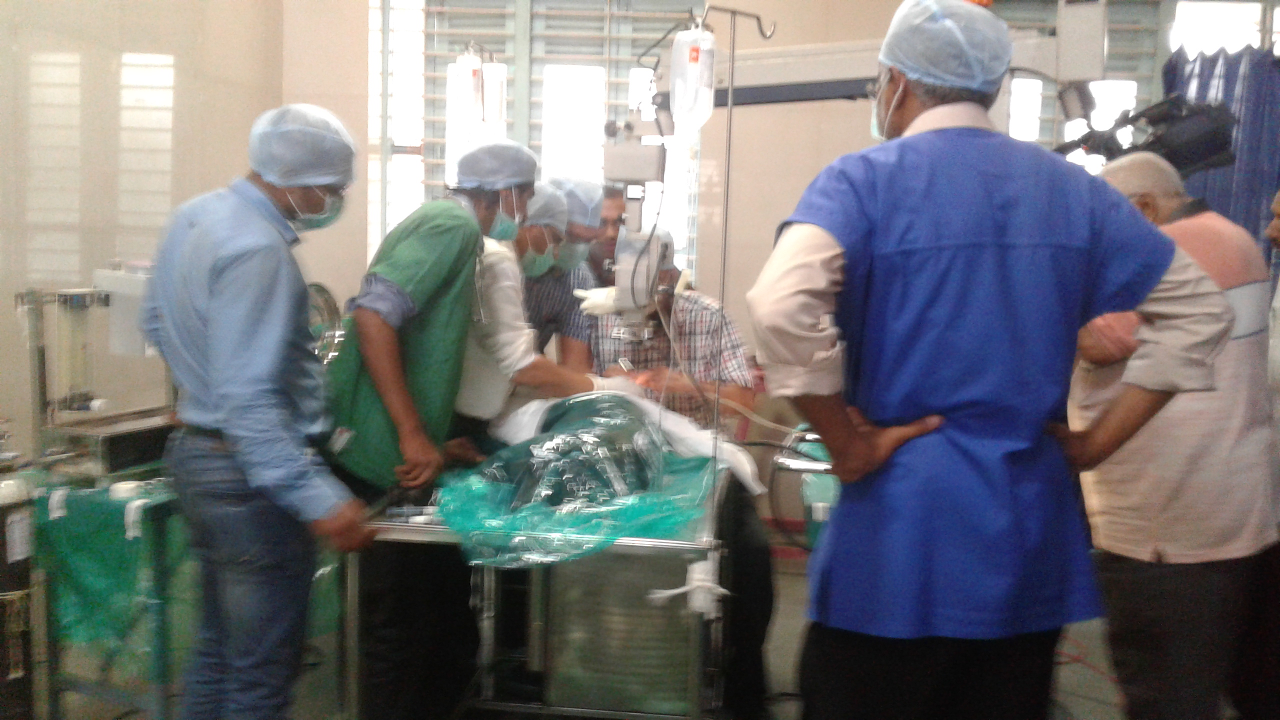 Live Demo Of Cataract Surgery Kolhapur 2018